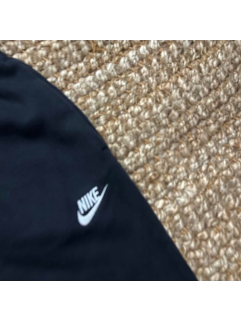 Nike Women's Sportswear Club Fleece Mid-Rise Joggers Medium DQ5191-010